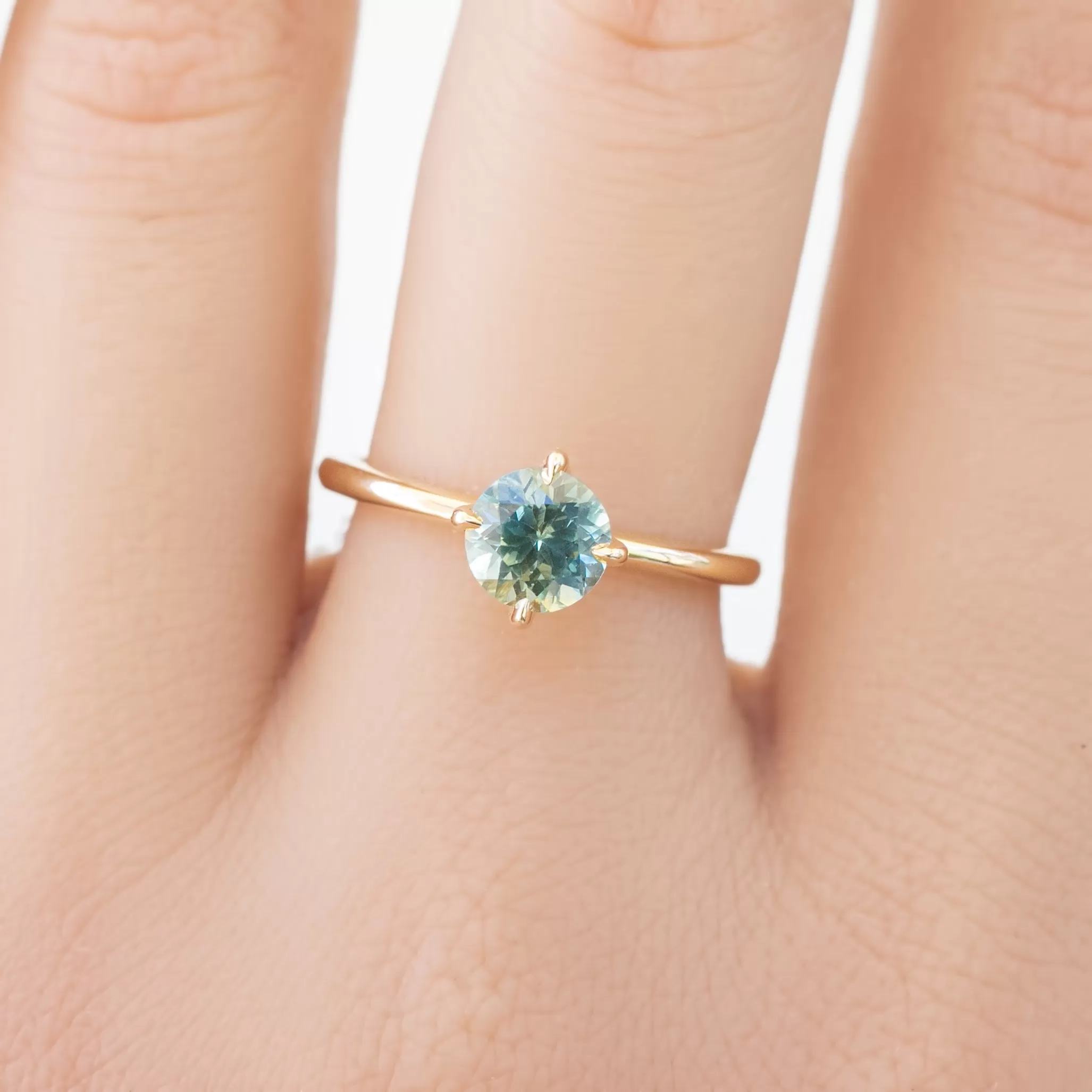 Alice Ring 1.17ct Parti Blue Green Round Montana Sapphire, 14K Yellow Gold (One of a kind)