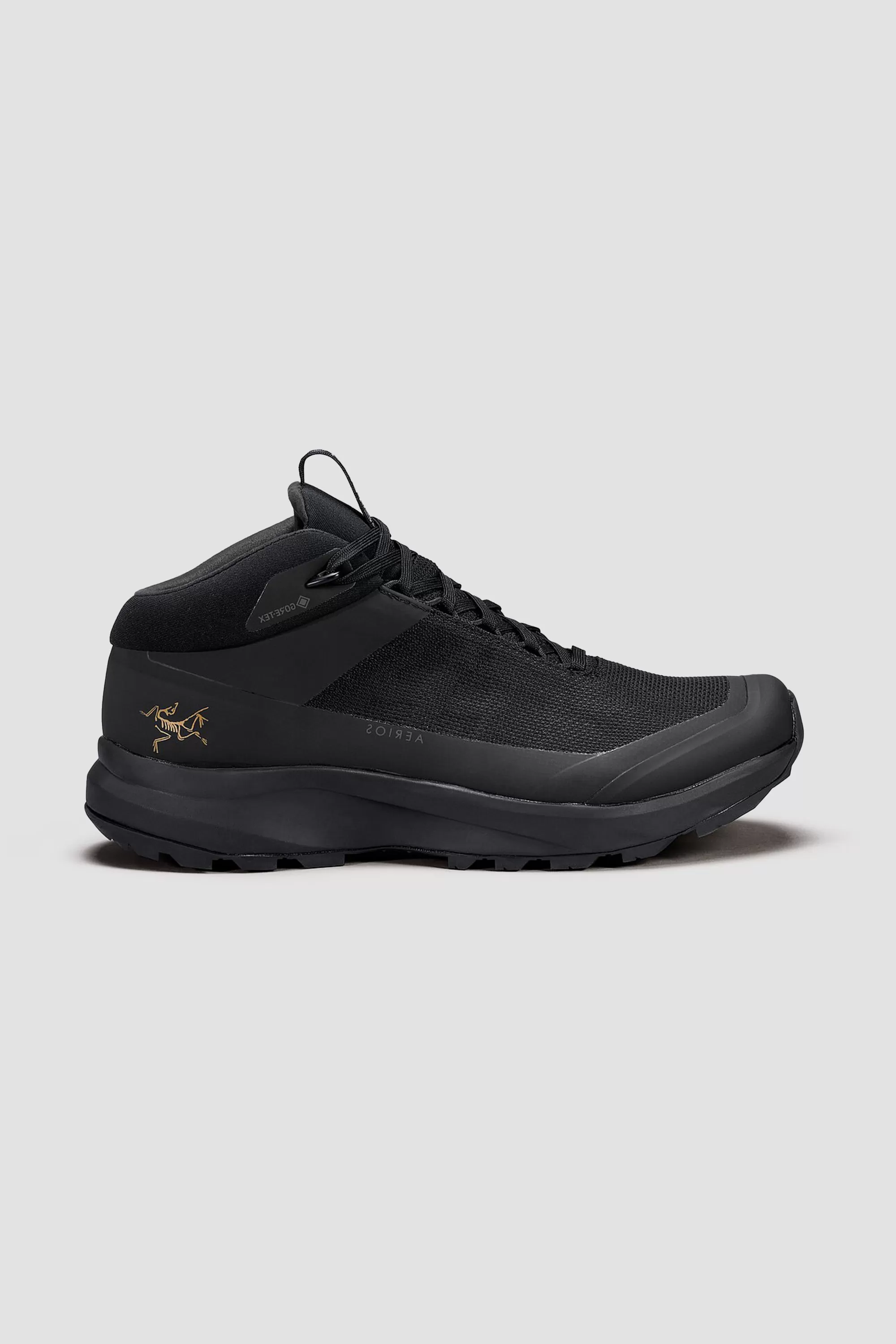 Arc'teryx Women's Aerios Mid GTX Shoe in Black/Black