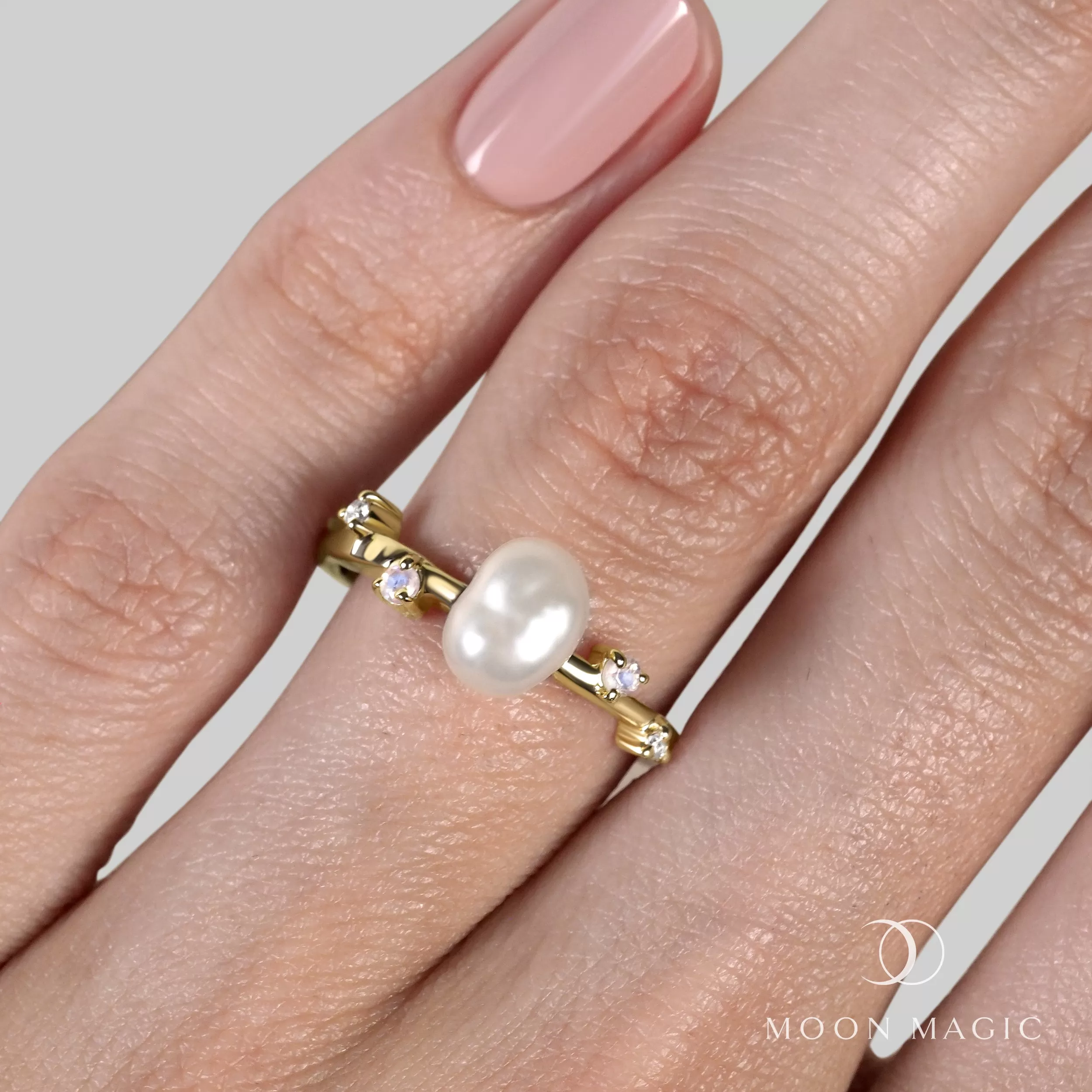 Baroque Pearl Ring - Intention