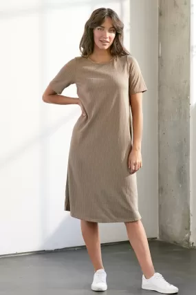 Brooke Basic Dress in Mocha