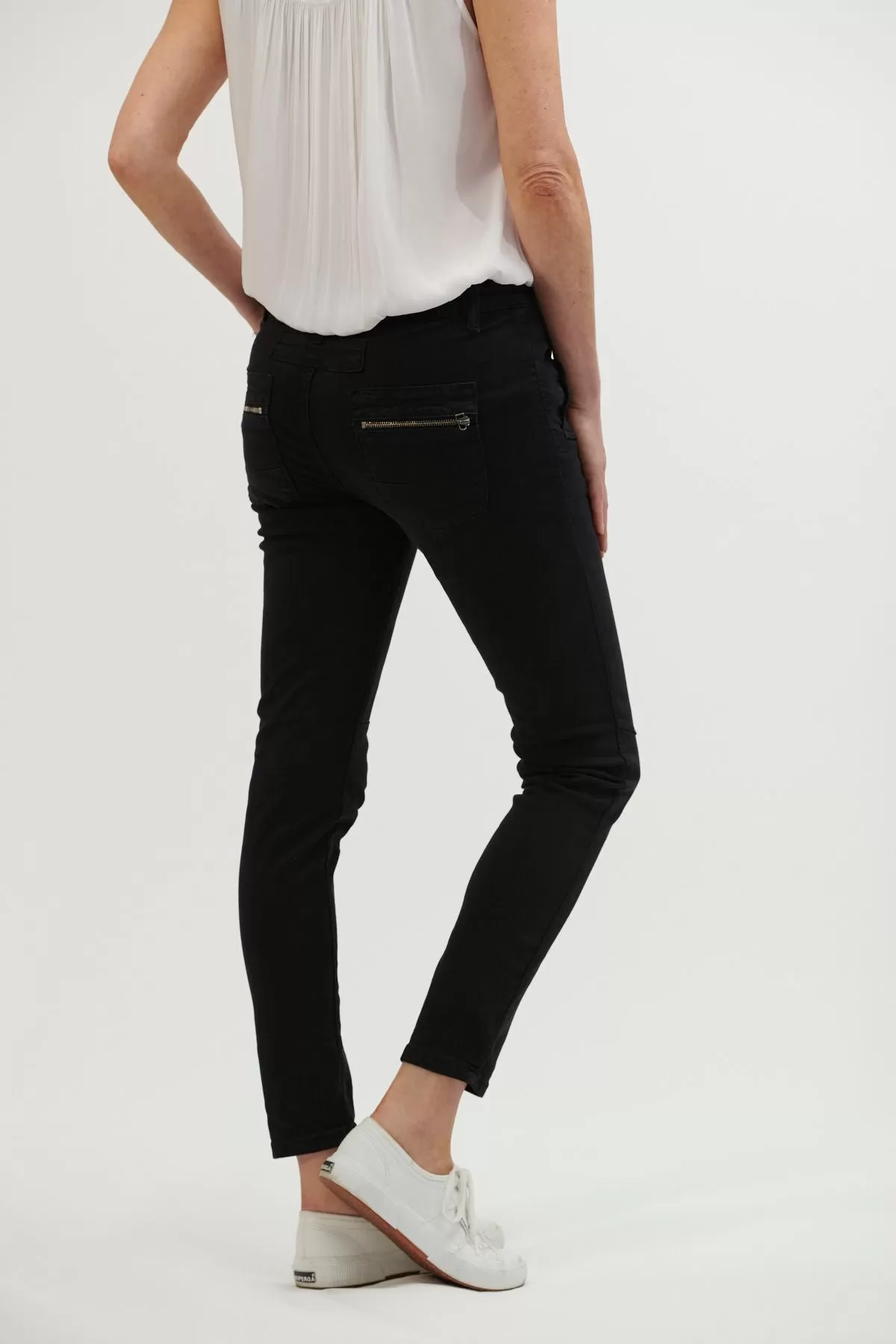 Button Jean Classic (Black)