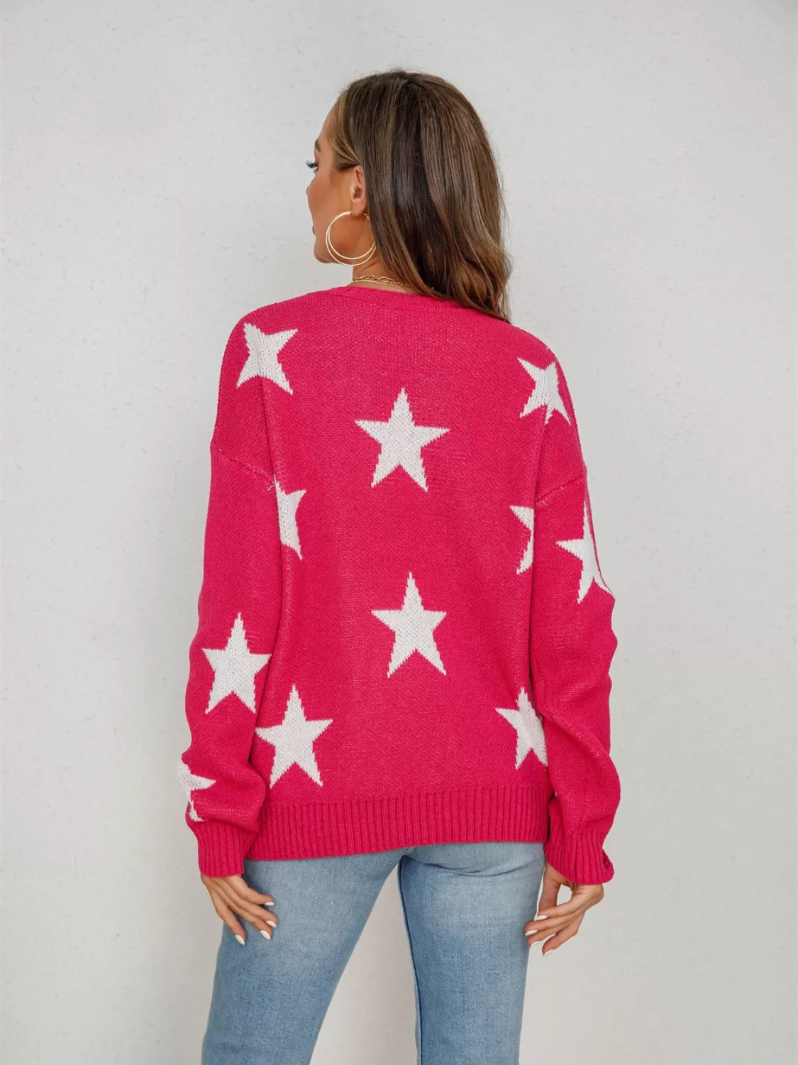 Celebrate America in style this Fourth of July with our Star Round Neck Dropped Shoulder Sweater – perfect for Independence Day festivities and patriotic gatherings