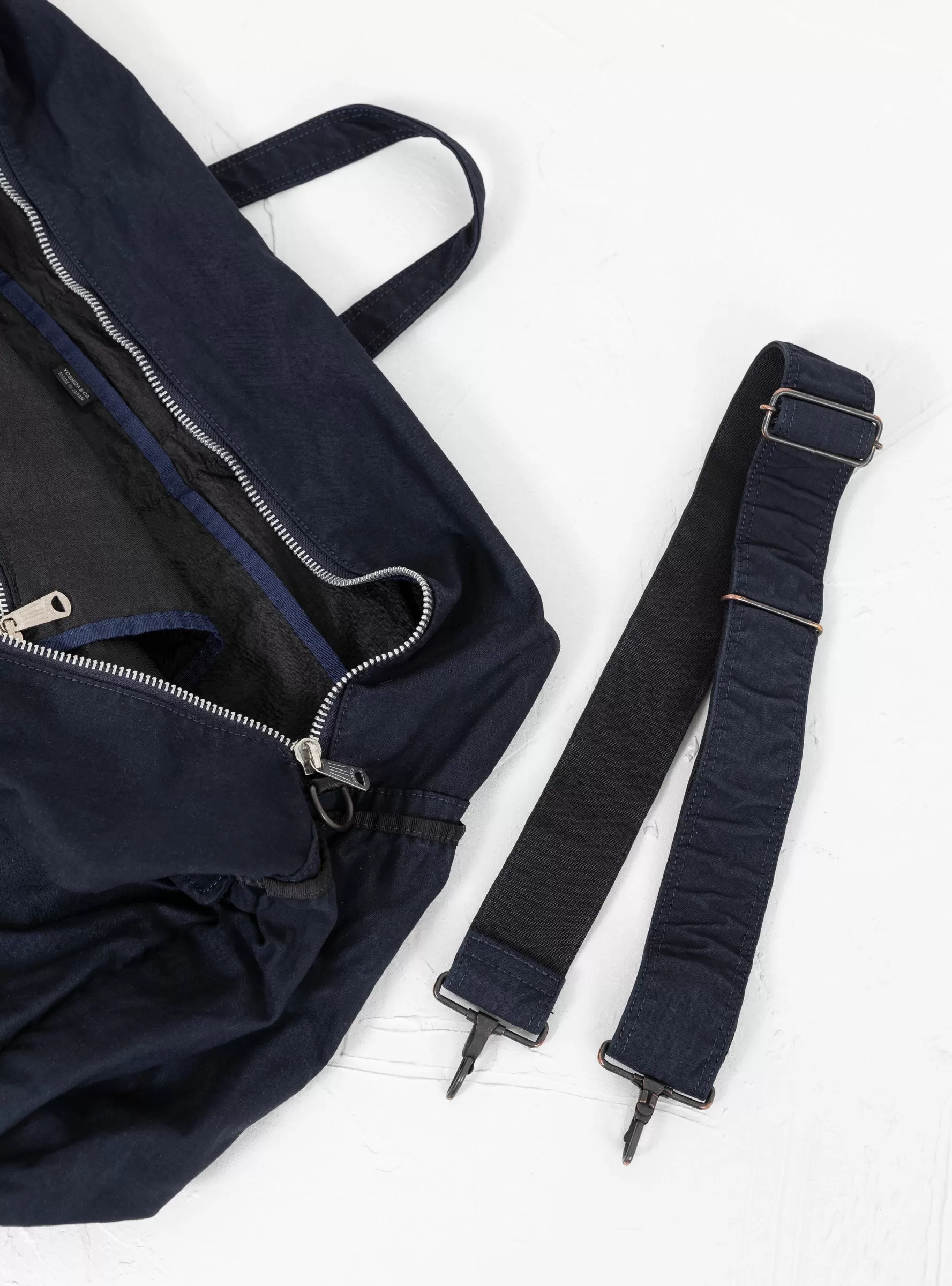 Crag 2Way Boston Bag (L) Navy