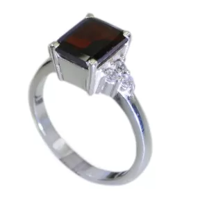 Presentable Gemstones Garnet Sterling Silver Ring Gift Easter Sunday