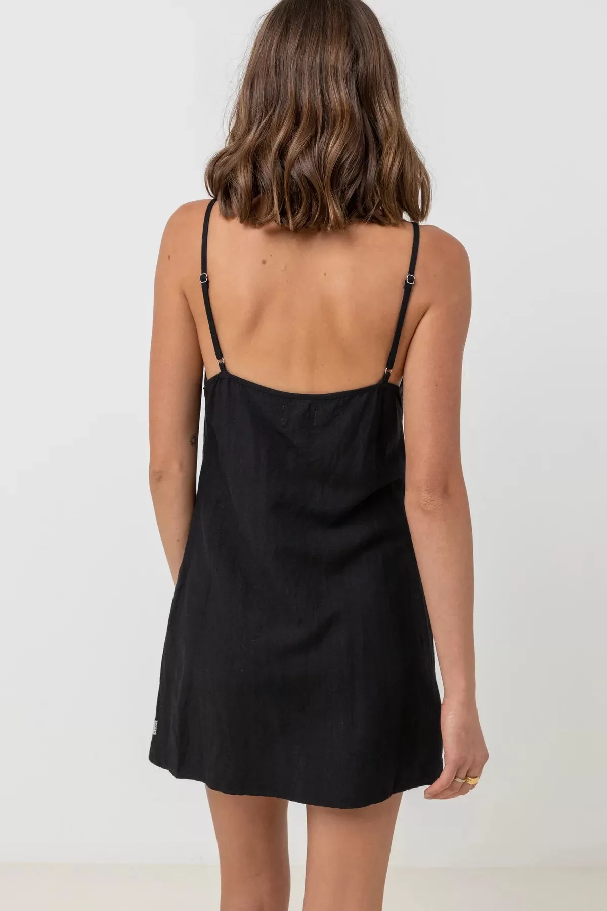 Robe Classic Slip Noire